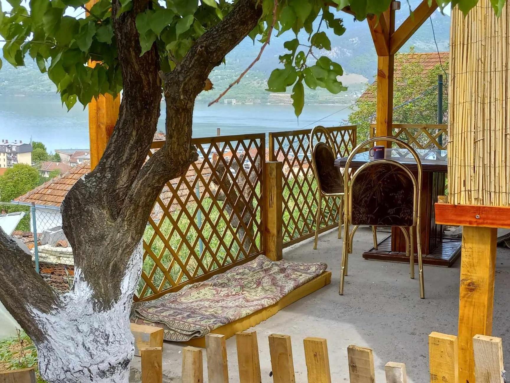 Apartman Sani Donji Milanovac Luaran gambar